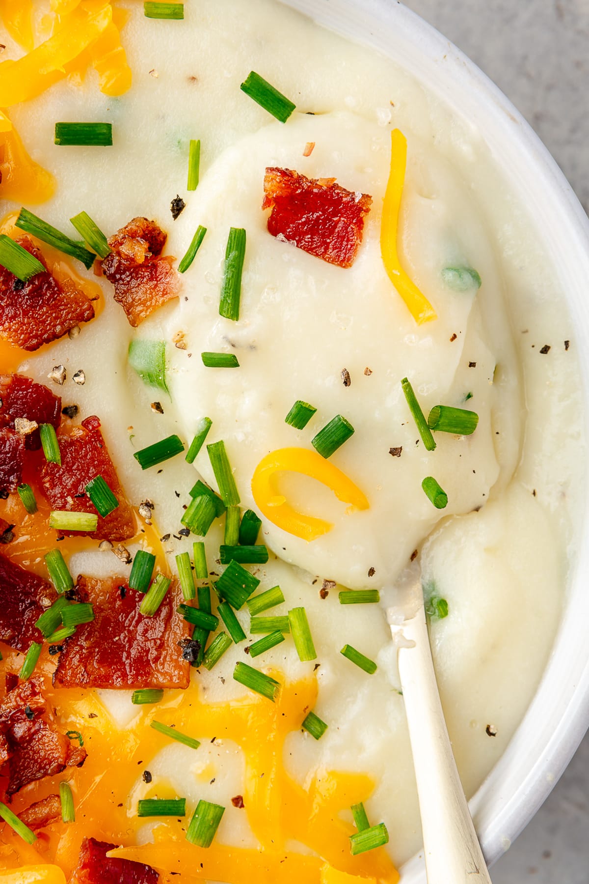 Baked Potato Soup with bacon and chives